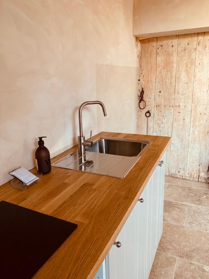 Le Vieux Portail Bed & Breakfast Saint-Saturnin-les-Apt Exterior photo